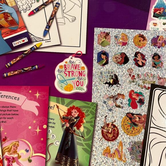 Disney Princess Giant Activity Kit 2021 NEW Stickers Velvet Poster Coloring NOS - Picture 9 of 10